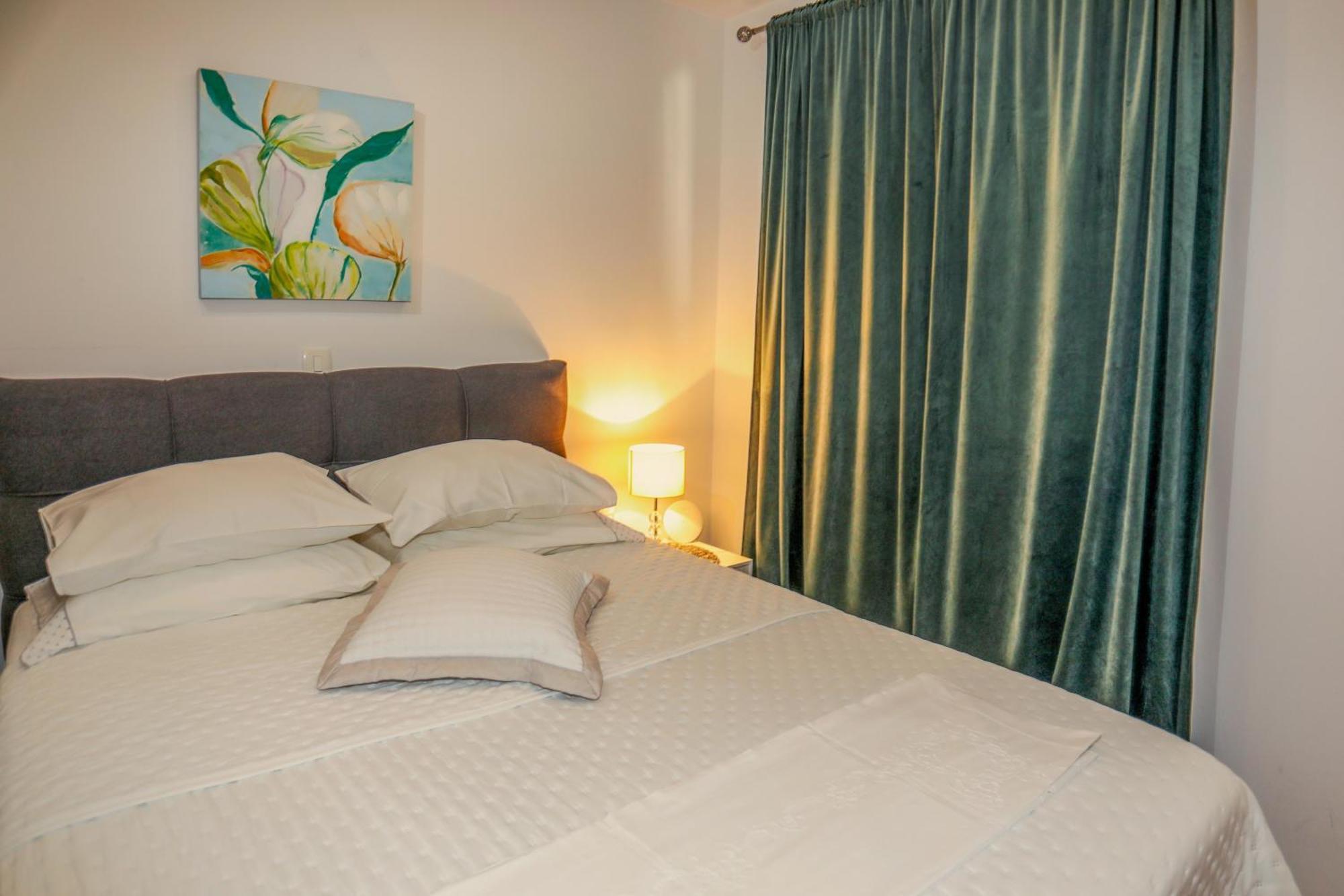 Juric 32 - Boutique Apartments Хвар Экстерьер фото
