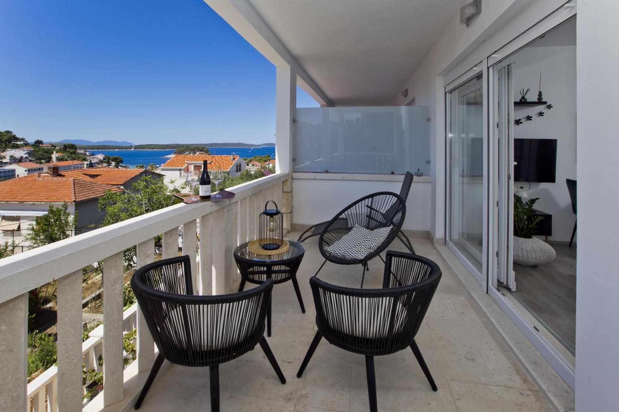 Juric 32 - Boutique Apartments Хвар Экстерьер фото